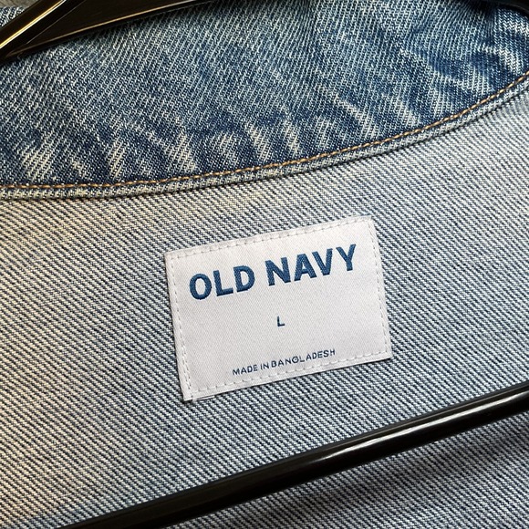 Old Navy Classic Jean Jacket Womens Large Blue Cotton Relaxed Fit Button Front - Picture 4 of 11